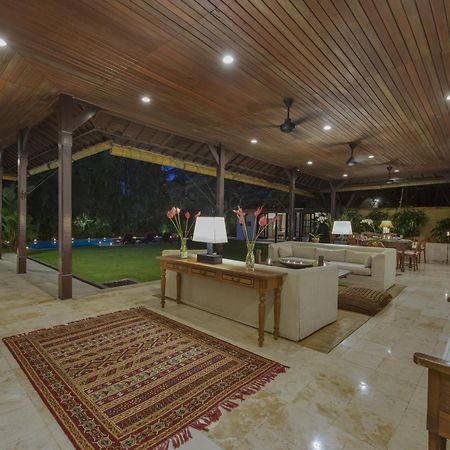 Villa Eight Seminyak Oda fotoğraf