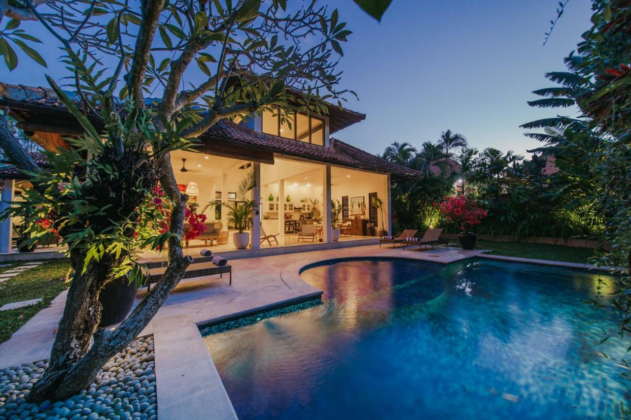 Villa Eight Seminyak Dış mekan fotoğraf